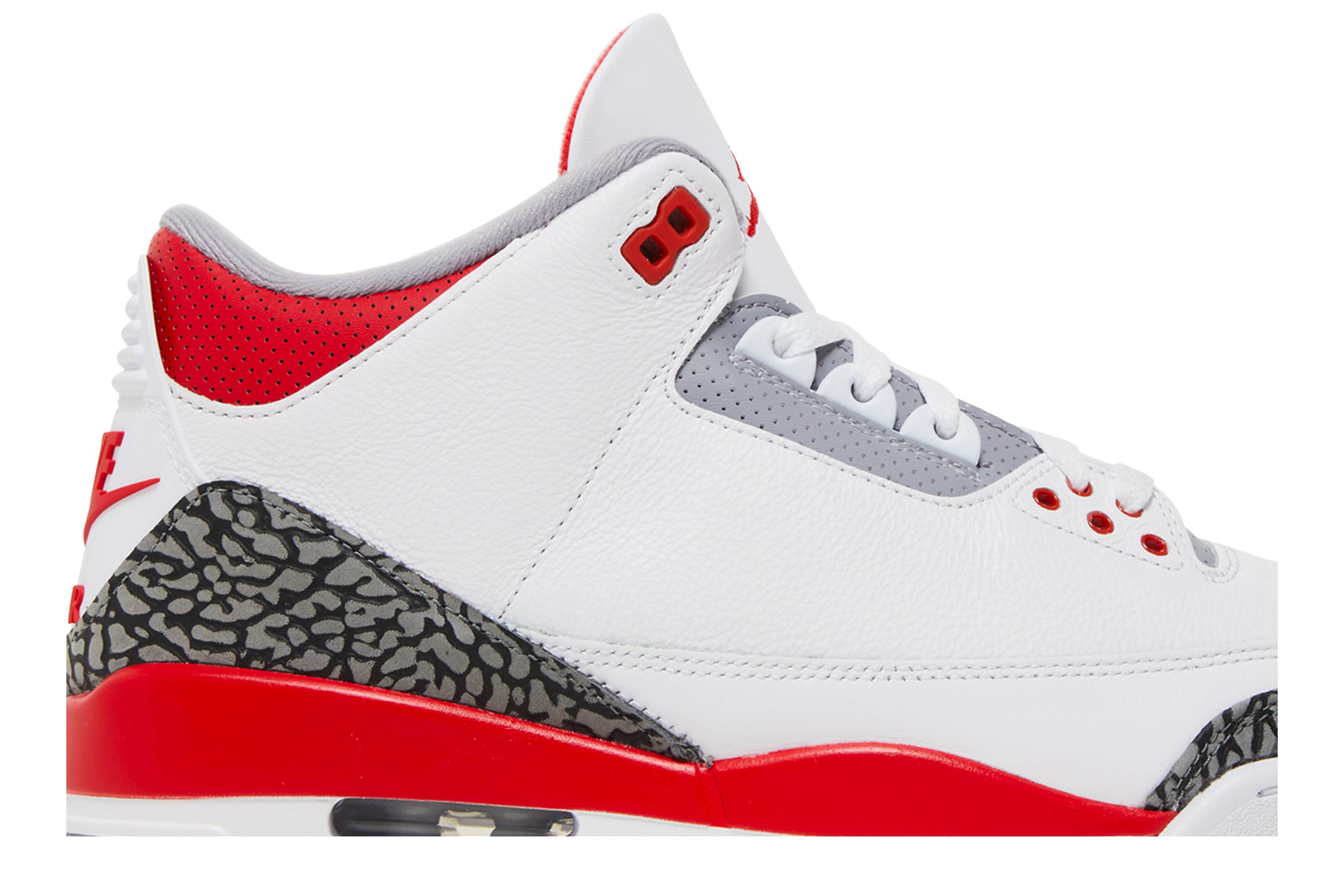 Air Jordan 3 OG ‘Fire Red’ 2022 DN3707-160