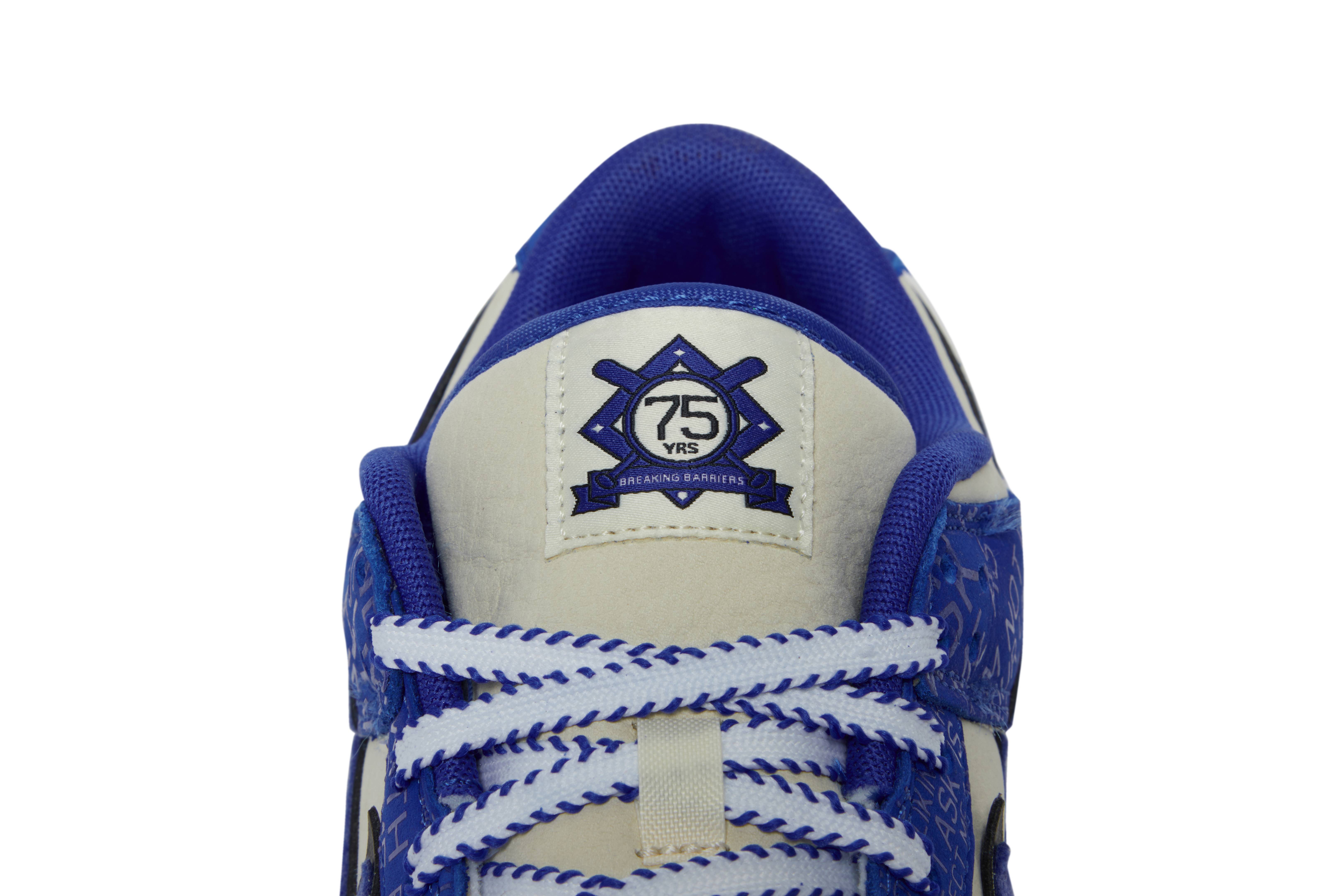 Nike Dunk Low ‘Jackie Robinson’ DV2122-400