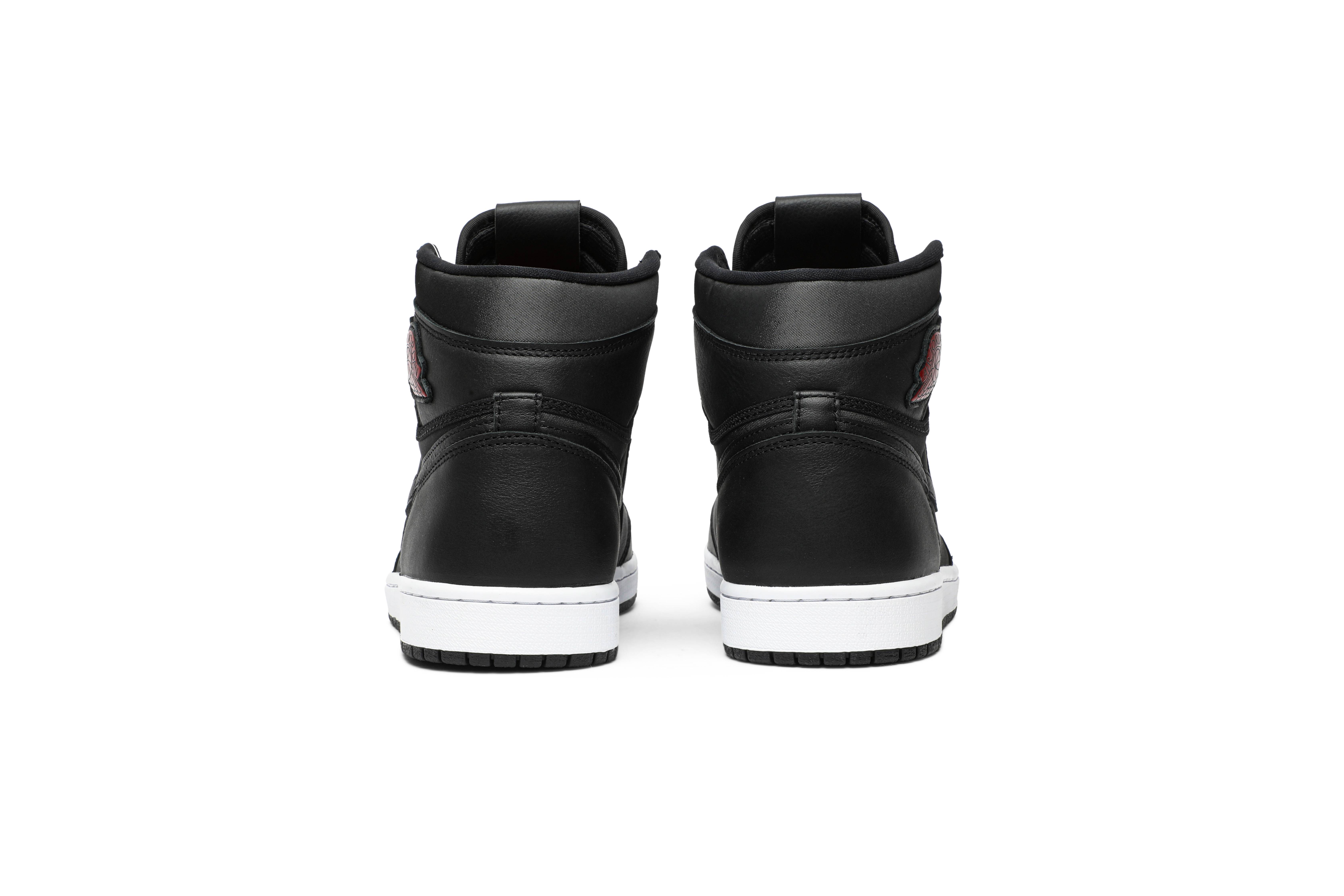 Air Jordan 1 Retro High OG Black Gym Red 555088-060 Trjesse store